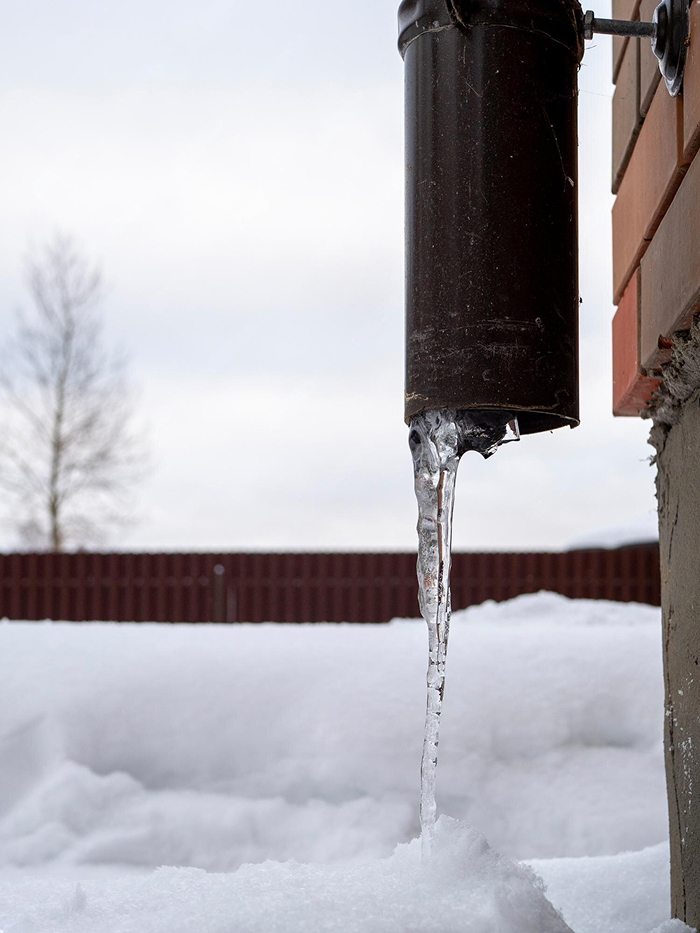 Frozen Condensate Pipe